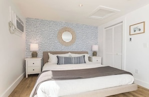2 chambres, fer et planche à repasser, Wi-Fi, draps fournis