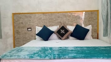6 bedrooms, free WiFi