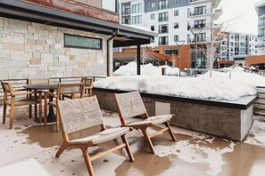 Outdoor dining - Lift 102 -ski in/out (30 sec. walk, patio to lift) (Park City)