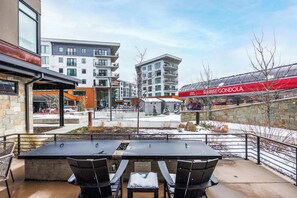 Outdoor dining - Lift 102 -ski in/out (30 sec. walk, patio to lift) (Park City)
