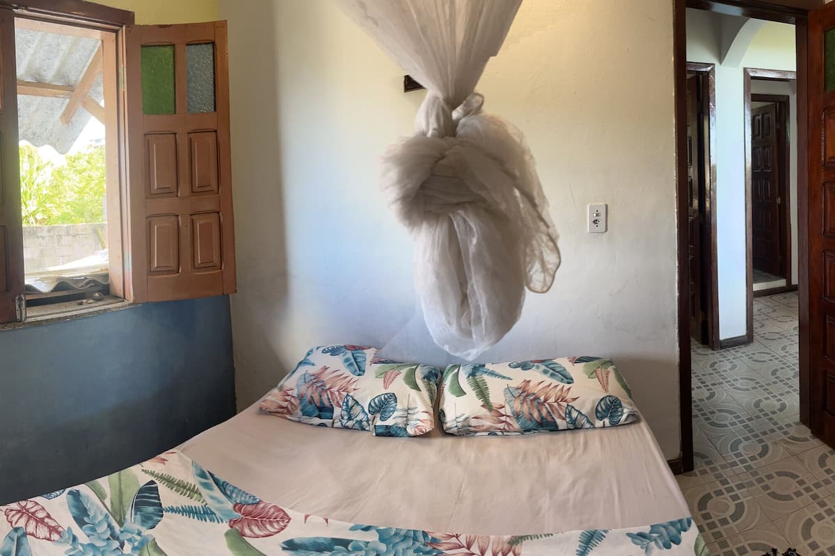 Comfort Double Room, City View | In-room dining