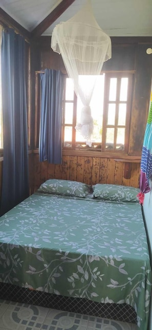 Chambre Double Supérieure, vue baie | Restauration dans la chambre