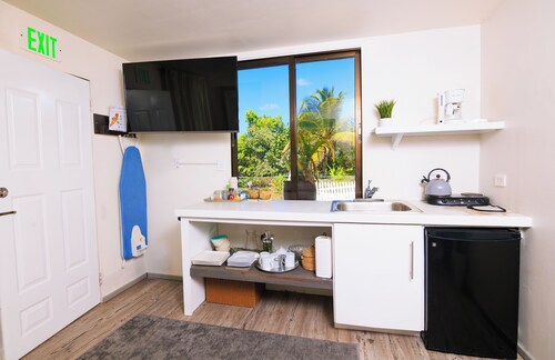 Apartment with complimentary ride to airport, in Ladyville, Belize  CP