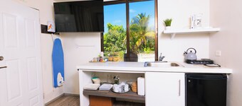 Apartment with complimentary ride to airport, in Ladyville, Belize  CP