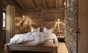 Chalet, Mountain View | Minibar, in-room safe, individually decorated, individually furnished - LaPosch - Dein Bergaway (Biberwier)