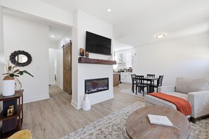 Smart TV, fireplace, offices