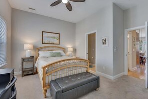 4 bedrooms, WiFi, bed sheets