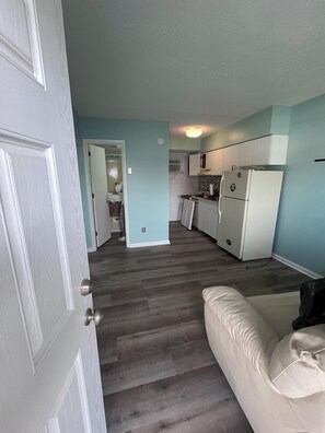 Interior - Beach block Newly renovated Condo. Beach,boardwalk and pool view.Free parking. (Wildwood)