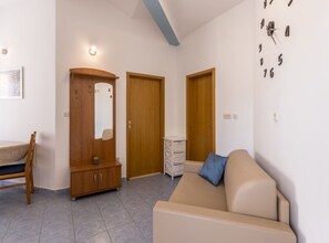 TV - Adriatic Island Sea View -1 Bedroom/Terrace (A1) (Bol)