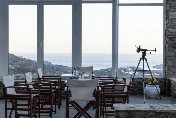 Exterior - Perla Pool Hotel Andros (Andros)