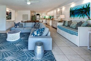 Smart TV - Poinciana 012 Hamilton Island & Buggy (Whitsundays)