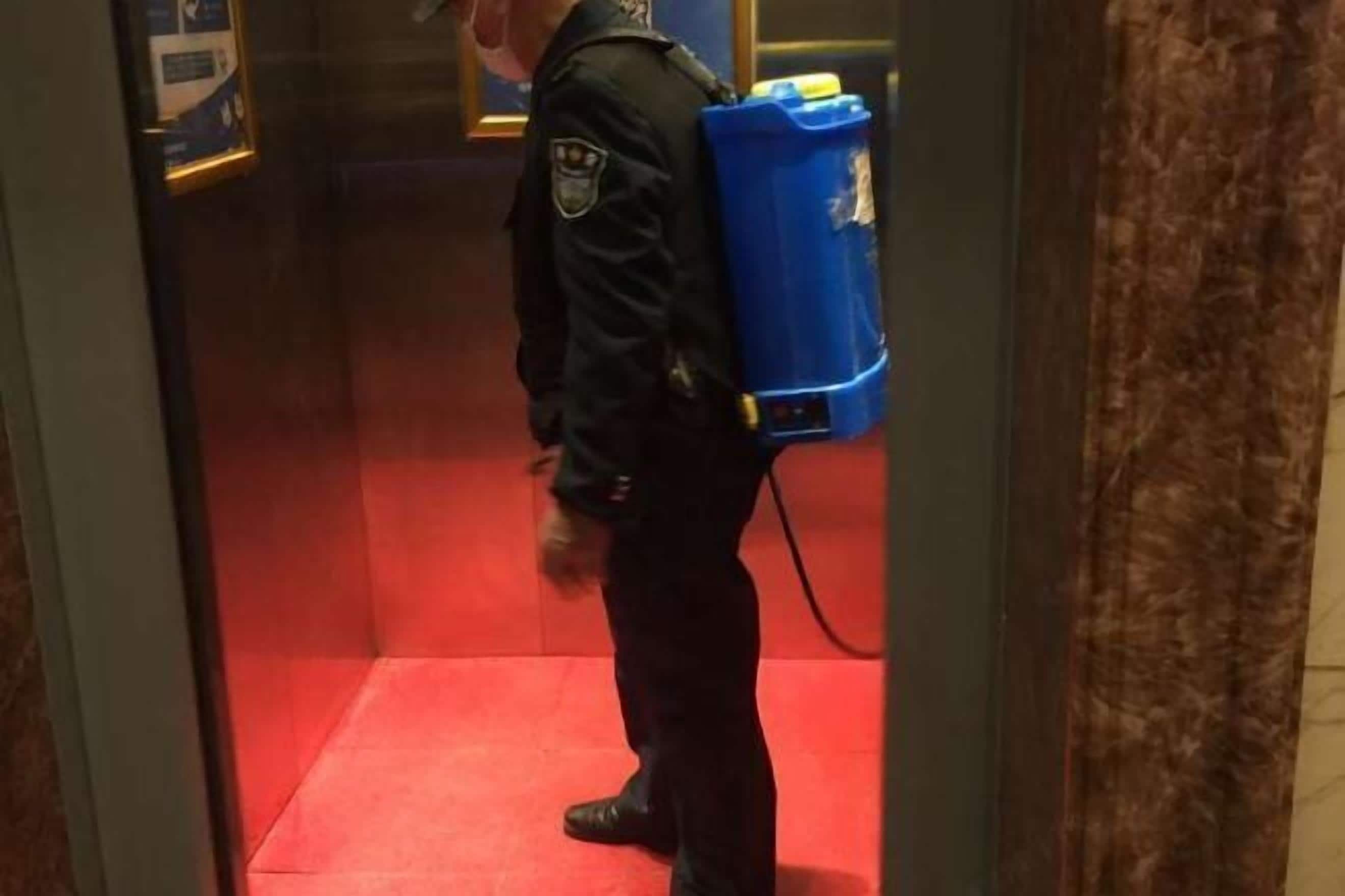 المنشأة من الداخل