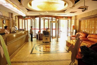 Jinrun Holiday Hotel