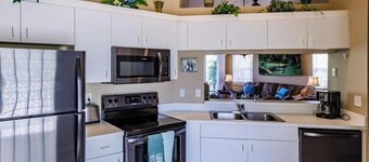 2-bedroom condo in perfect Fort Myers Near RSW Central to Fort Myers