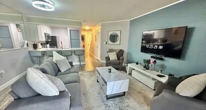 Work & Family Travel Friendly-Pool, Marina, Golf with Fee