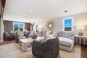 Smart-TV, bøker, PC-skjermer og printere