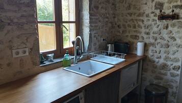 Refrigerador, horno, parrilla de estufa y lavavajillas