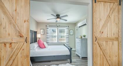 Nearby Downtown Wichita W/ Stacked W&D!