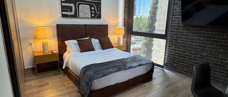 1 chambre, bureau, fer et planche à repasser, Wi-Fi gratuit