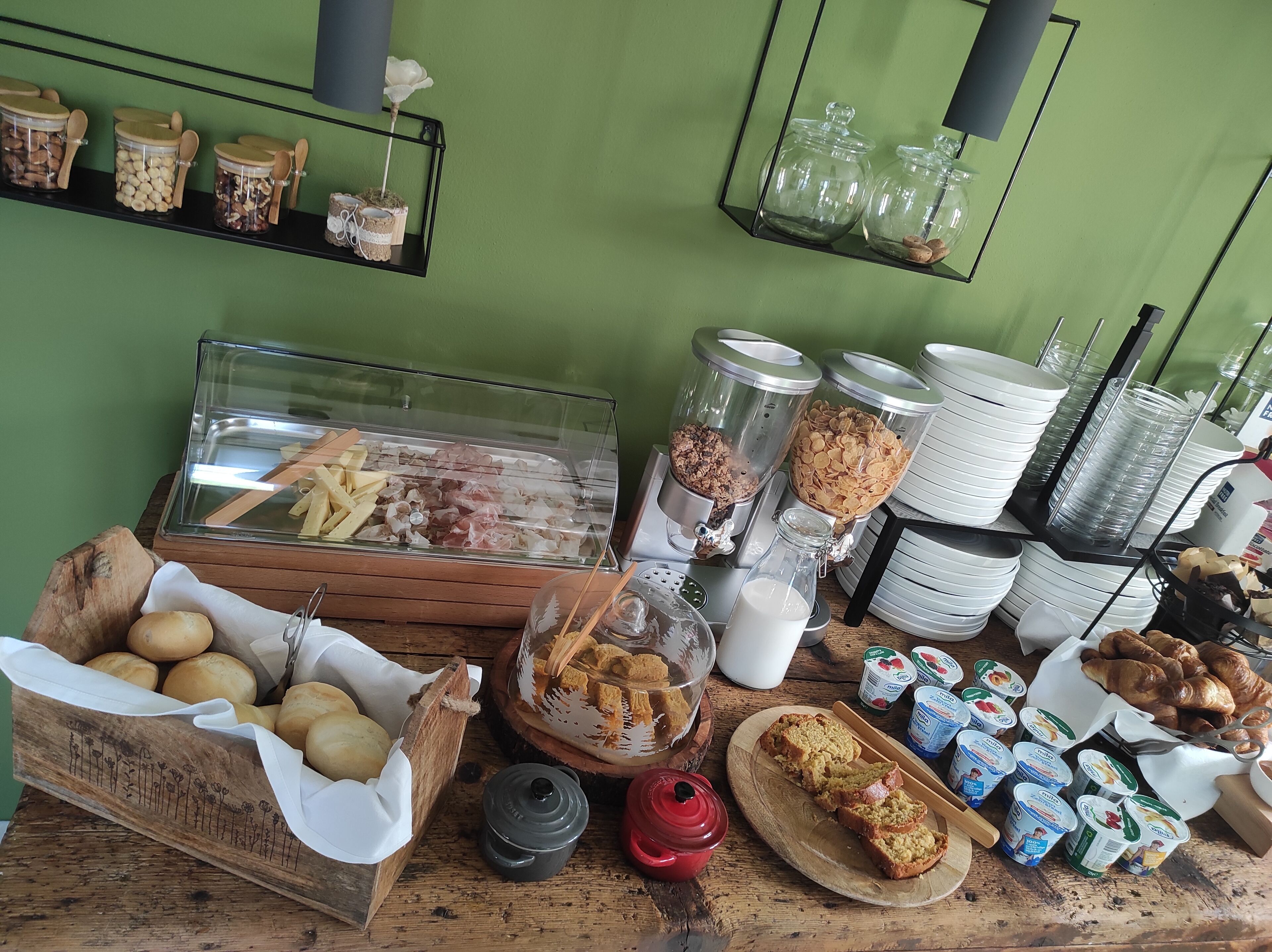 Petit déjeuner buffet compris tous les jours