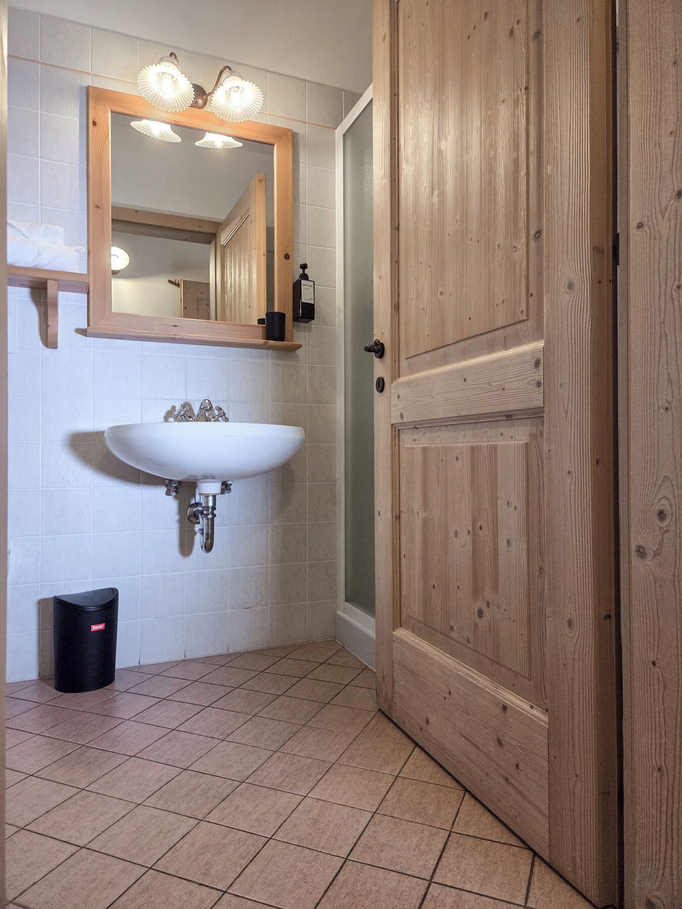 Deluxe Double Room, Vineyard View | Desk, laptop workspace, blackout drapes, free WiFi