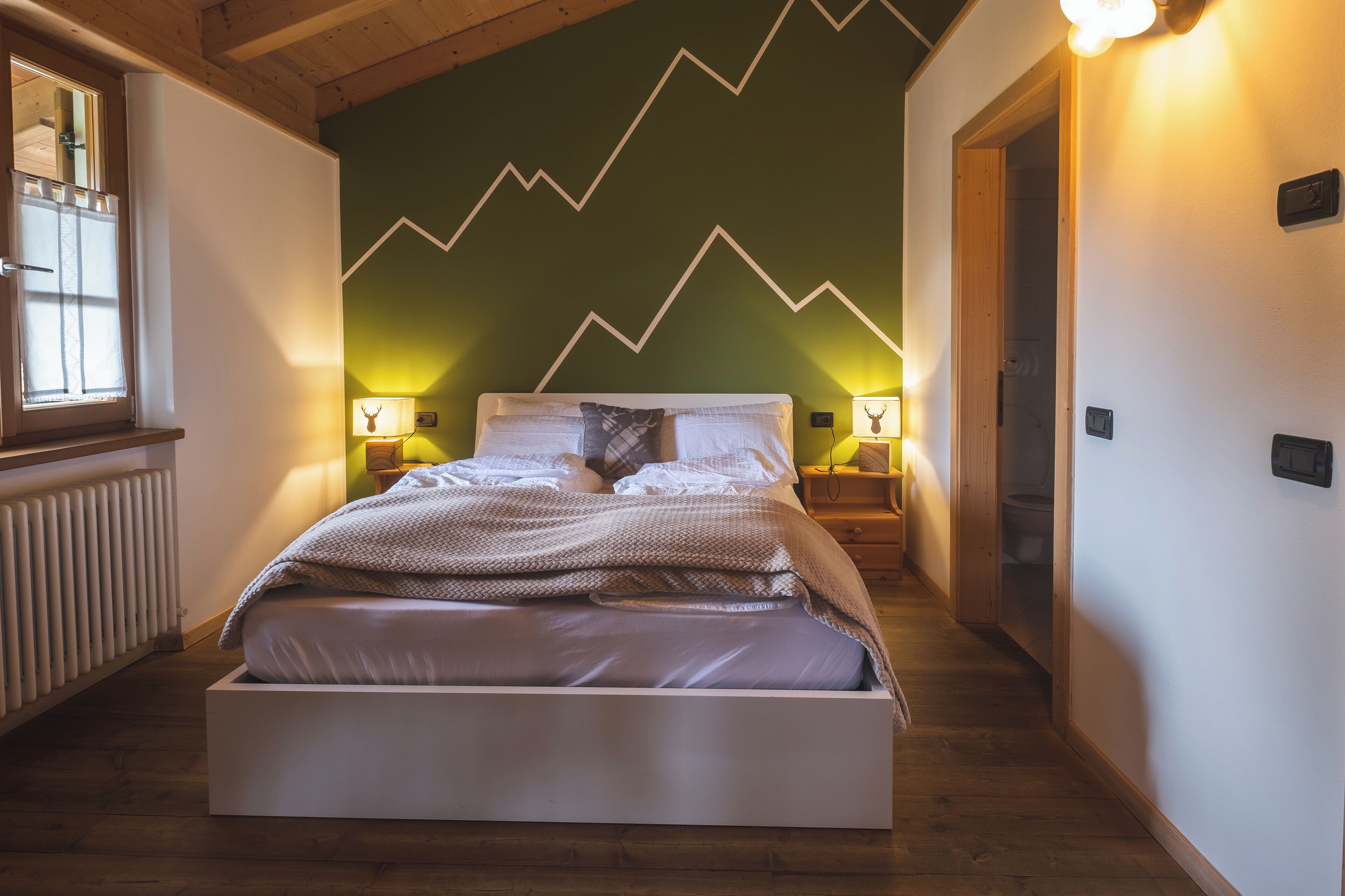 Superior Double Room, Vineyard View | Desk, laptop workspace, blackout drapes, free WiFi