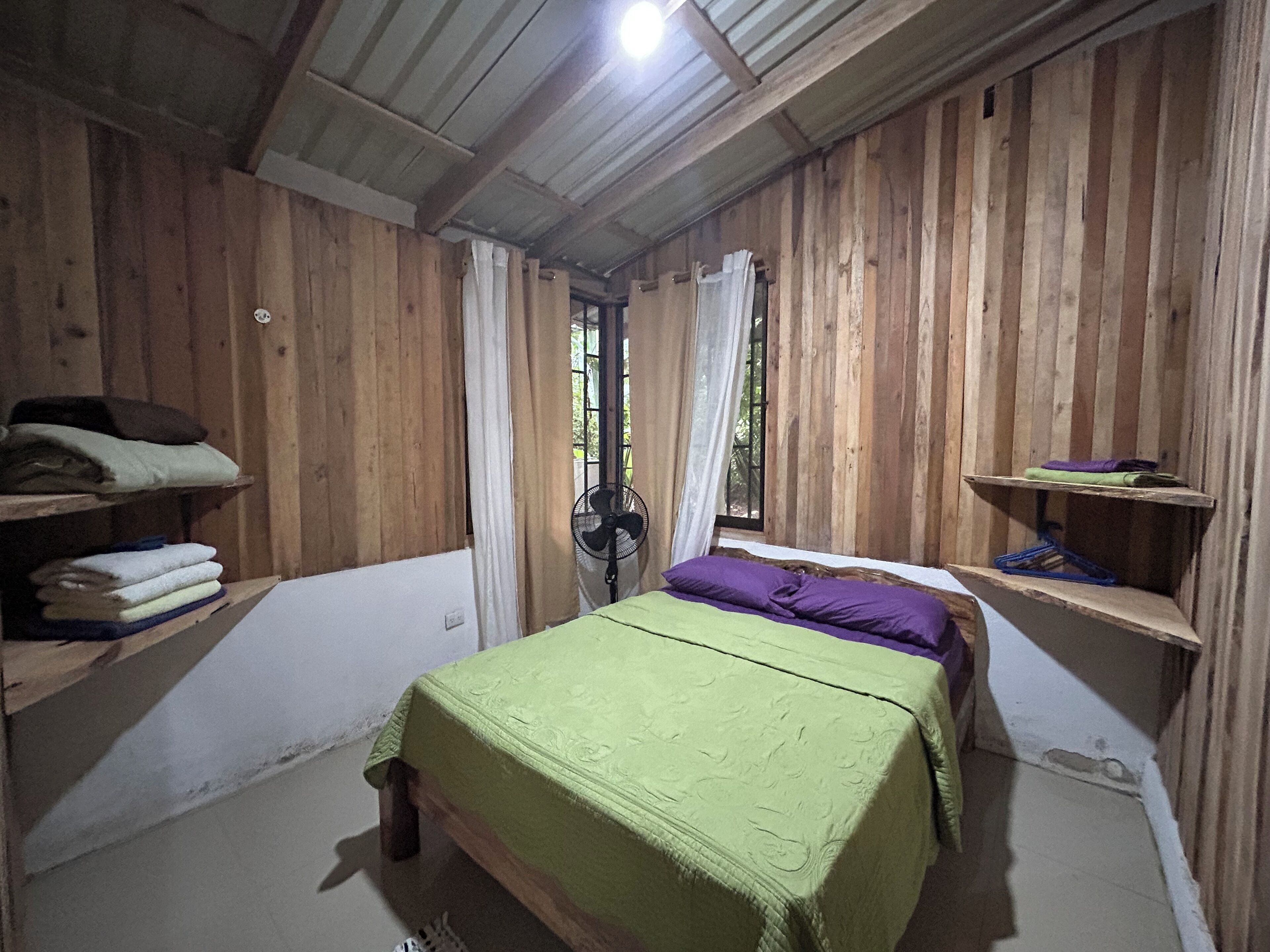 2 slaapkamers, gratis wifi, beddengoed