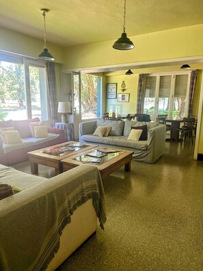 Printers - Chacra de Campo surrounded by nature only 140 km from the city of Buenos Aires. (Carmen de Areco)