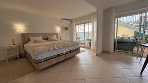 4 Schlafzimmer, Bügeleisen/Bügelbrett, WLAN, Bettwäsche