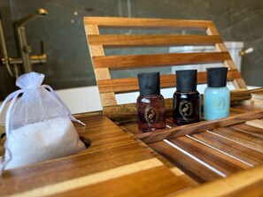 Suite, Private Bathroom (2) | Bathroom | Free toiletries, hair dryer, towels, soap - The Sutherland (Telford)