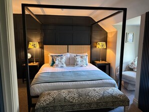 Suite, Private Bathroom | 1 bedroom, in-room safe, desk, laptop workspace