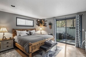 3 chambres, fer et planche à repasser, Wi-Fi, draps fournis