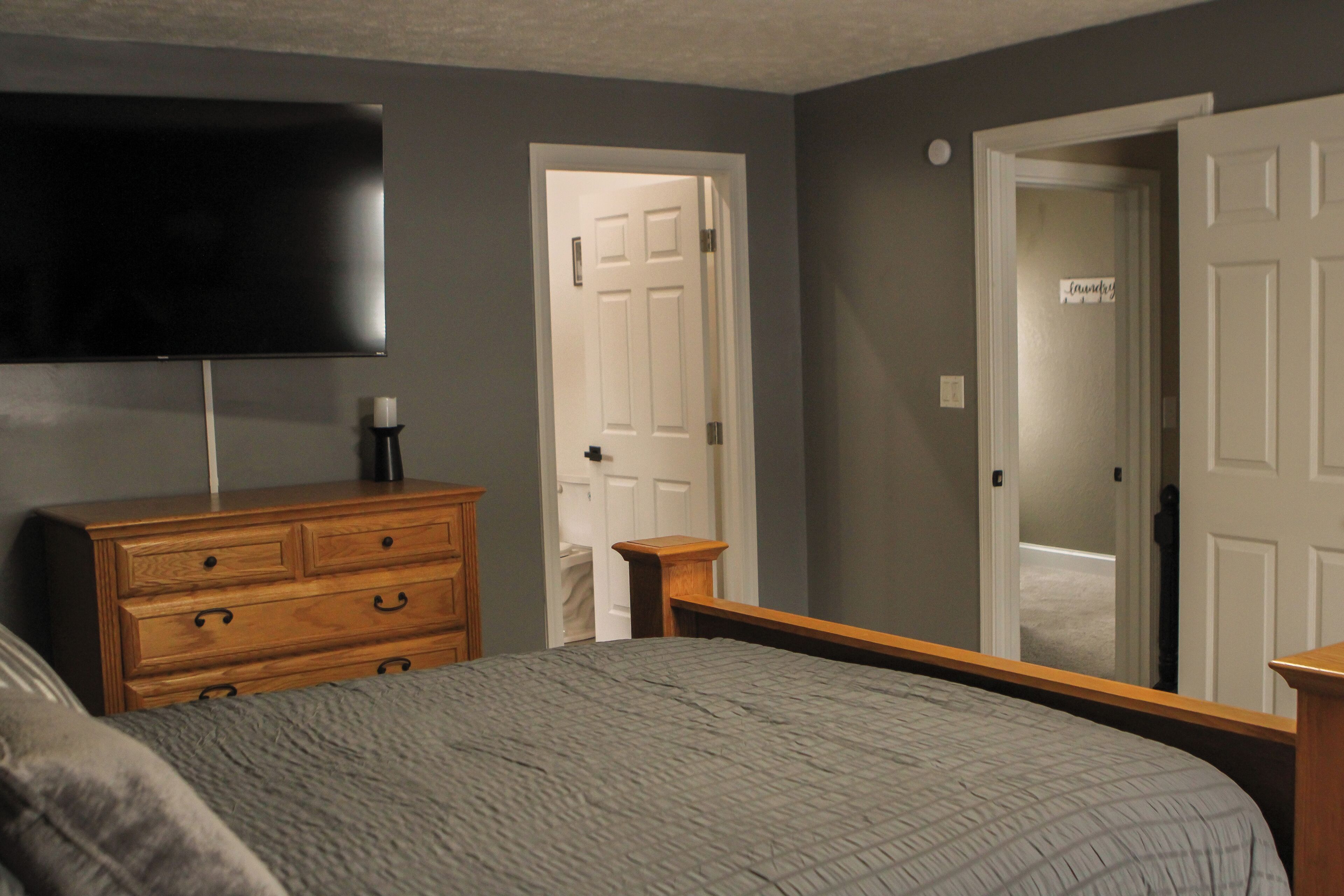 Internet, bed sheets