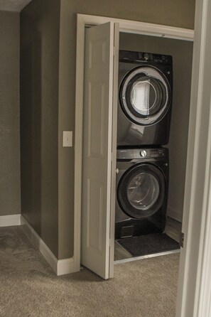 Interior - Spacious indoor pool house (Mount Morris)