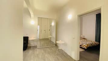 1 chambre, fer et planche Ă repasser, Wi-Fi, draps fournis