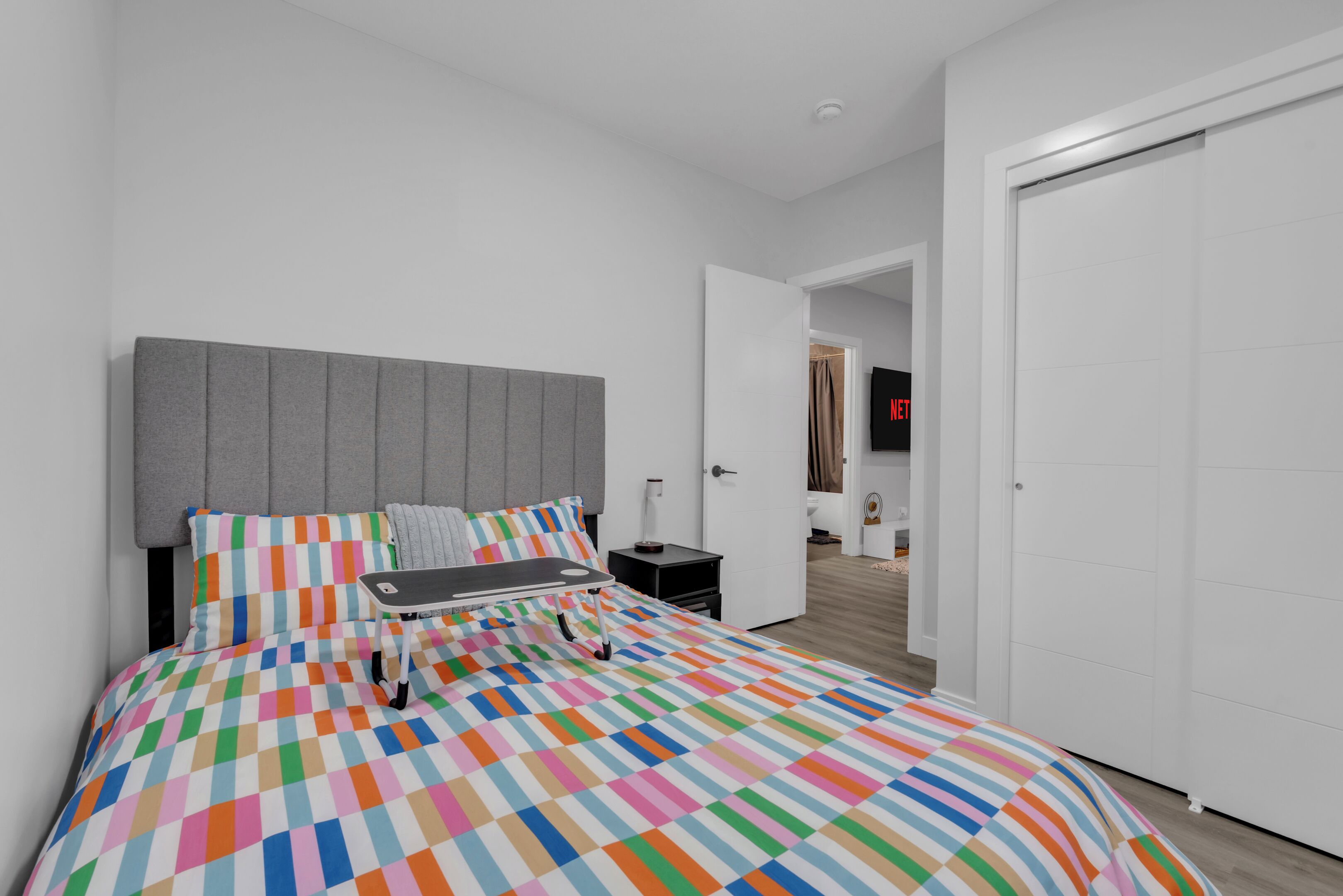 2 Schlafzimmer, Schreibtisch, Bügeleisen/Bügelbrett, kostenloses WLAN