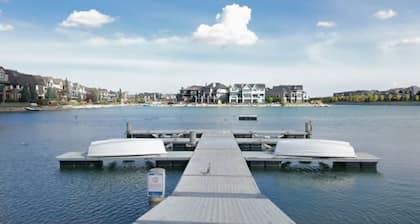 Pivate Family Friendly 2-Bedroom Suite near South Health Campus in Calgary