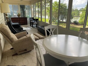 Interior - Lake house; Polo Ridge w/Golf cart, WiFi, AC and a sun room overlooking the lake (The Villages)