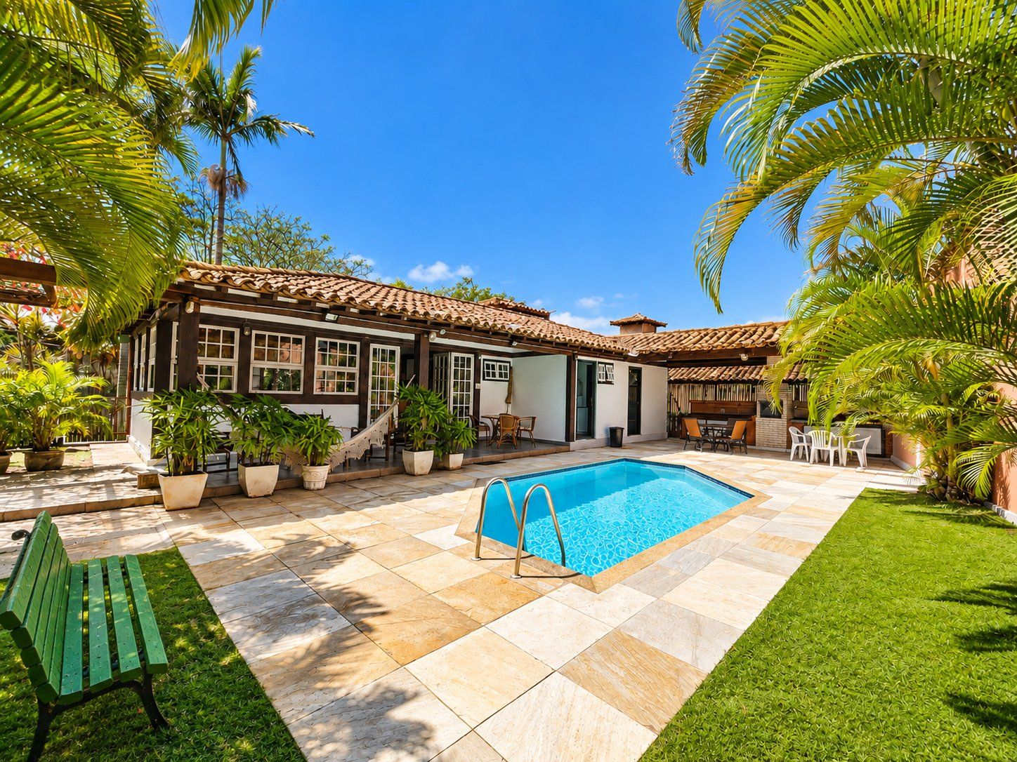 Villa | Pool | Indendørs pool
