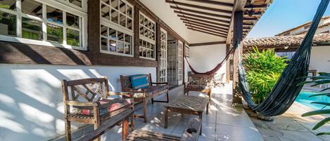 Nhà Deluxe, 4 phòng ngủ, hồ bơi riêng | Hiên