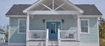 2BR Cozy Cottage Private Dock