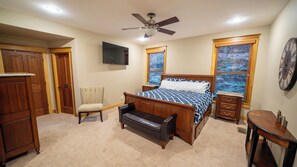 4 bedrooms, free WiFi, bed sheets