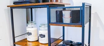 Charming 1-bedroom townhome in soothing Indianapolis with WiFi, AC