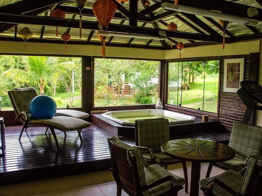 Bain à remous intérieur