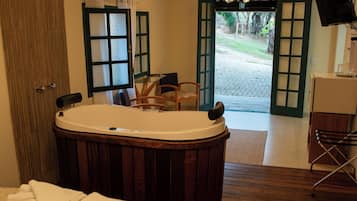 豪華小木屋, 可攜帶寵物, 花園景 | 1 間睡房、高級寢具、Select Comfort 床墊、房內夾萬