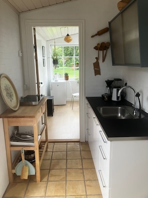 Appartamento, angolo cottura, vista giardino | Cucina privata