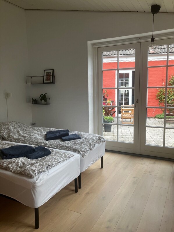 Apartment, Kitchenette, Garden View