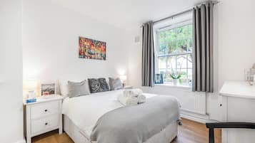 3 bedrooms, iron/ironing board, travel crib, free WiFi