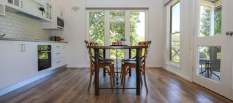 Bonnie's Cottage - Romantic retreat