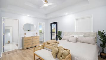 3 bedrooms, desk, WiFi, bed sheets